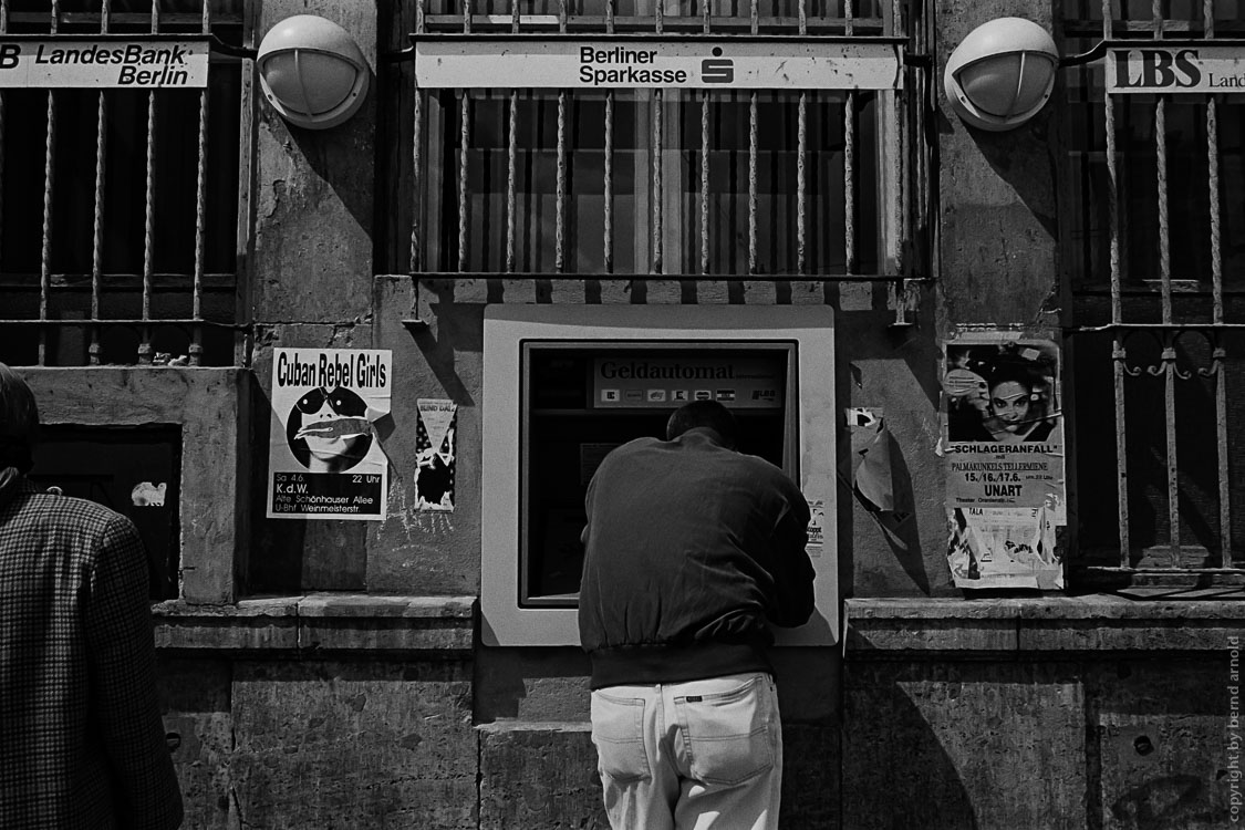Dokumentarfotografie - Geldautomat in Berlin - Stadtportrait