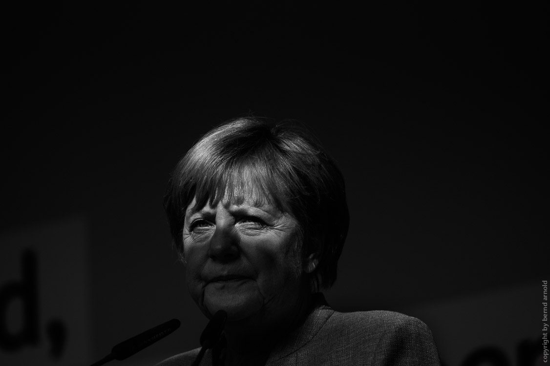 Fotoportrait - CDU Kundgebung 2017 mit Angela Merkel in Mainz - Wahl Kampf Ritual