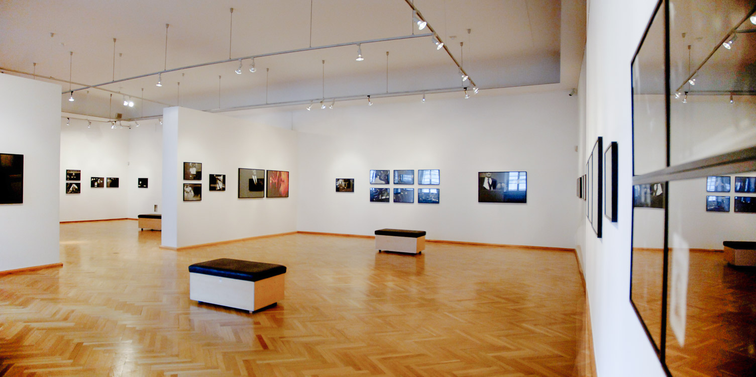 Installation Fotografie Ausstellung Macht und Ritual im Stadtmuseum Köln